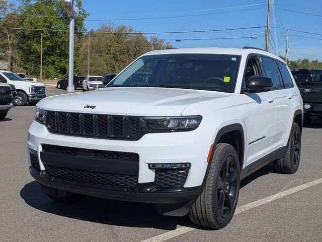 Used 2023 Jeep Grand Cherokee L Limited w/ Black Appearance Package AWD/4WD image 7