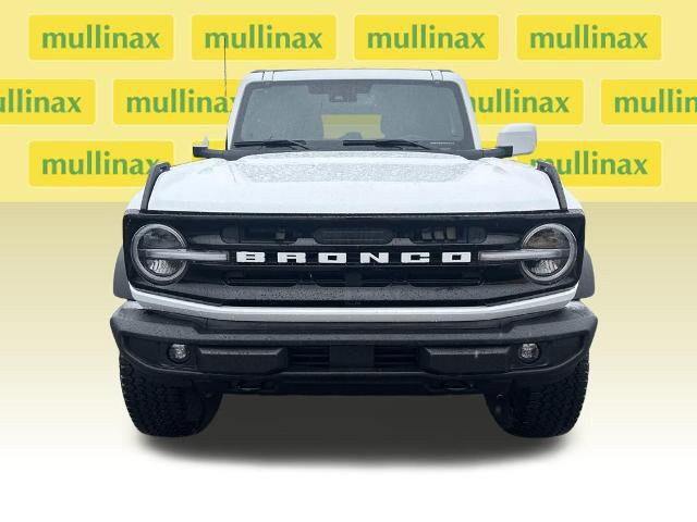 Certified 2025 Ford Bronco Outer Banks w/ Sasquatch Package image 16