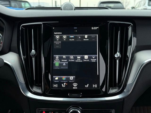 Used 2019 Volvo S60 T5 R-Design image 33