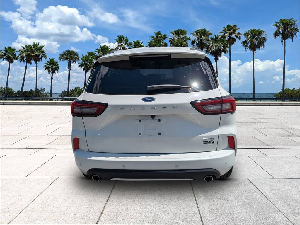 Certified 2025 Ford Escape ST-Line Elite w/ Premium Technology Package AWD/4WD image 8