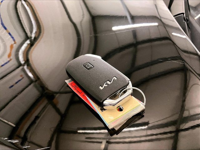 Used 2022 Kia Forte GT-Line w/ GT-Line Technology Package FWD image 9