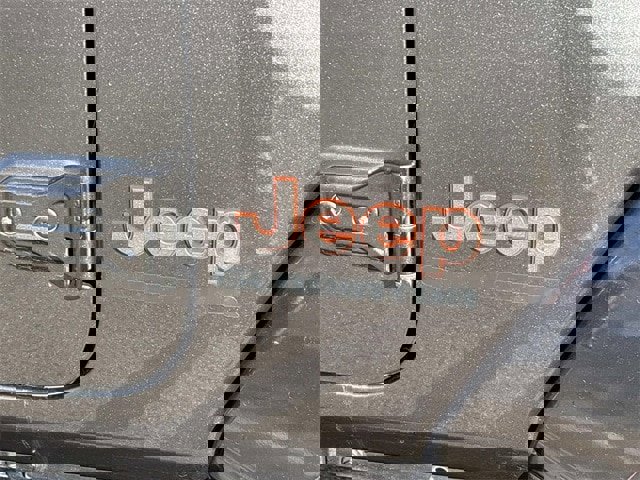 Used 2022 Jeep Gladiator Mojave w/ LED Lighting Group image 10