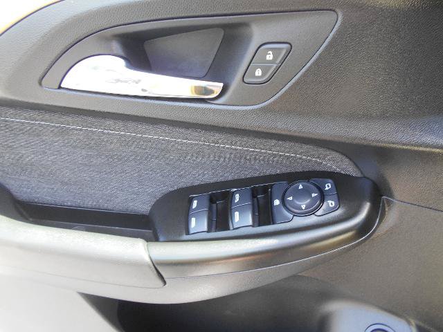 Used 2023 Chevrolet TrailBlazer ACTIV w/ Sun and Liftgate Package FWD image 5