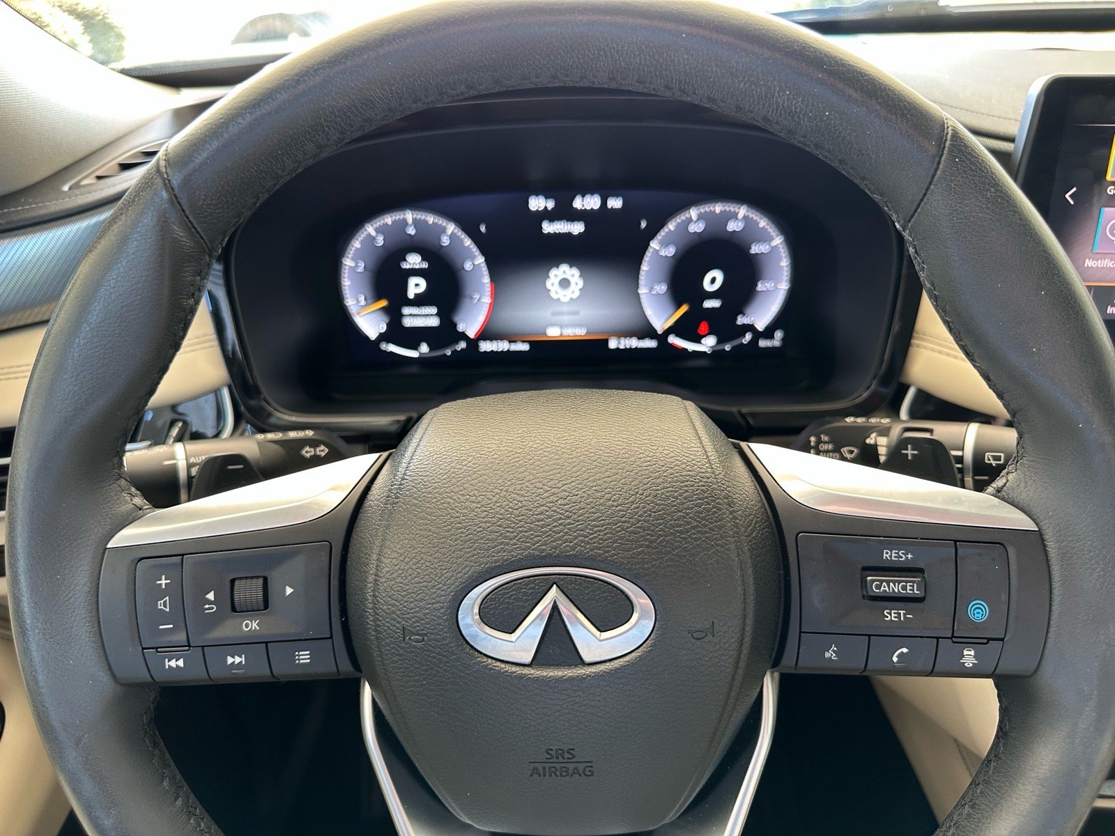 Used 2023 INFINITI QX60 Luxe w/ Cargo Package FWD image 30