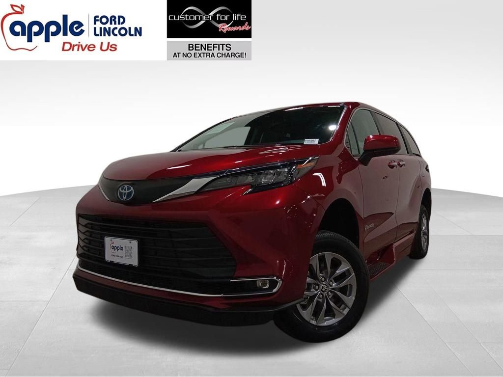 Used 2024 Toyota Sienna XLE w/ XLE Plus Package