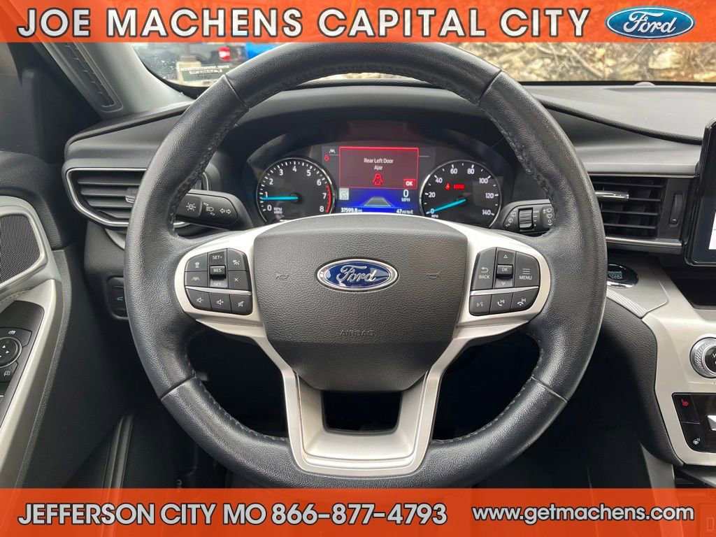 Certified 2022 Ford Explorer XLT w/ Equipment Group 202A image 18