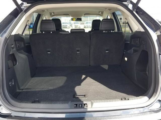 Certified 2024 Ford Edge SEL w/ Convenience Package AWD/4WD image 7