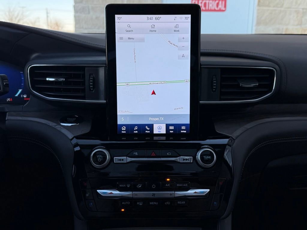 Certified 2023 Ford Explorer Platinum w/ Technology Package image 17