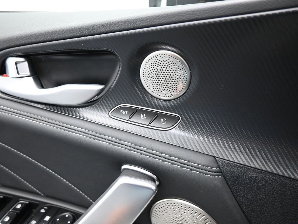 Used 2022 Kia Stinger GT2 w/ Scorpion Package image 38