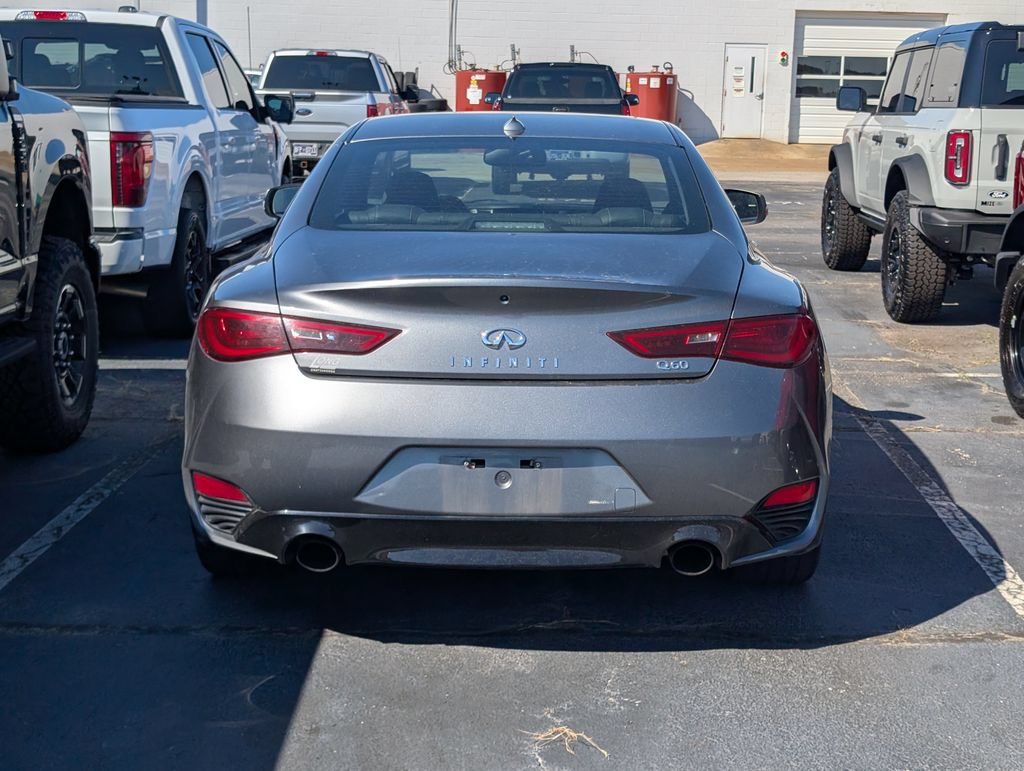 Used 2018 INFINITI Q60 3.0t Luxe RWD image 6