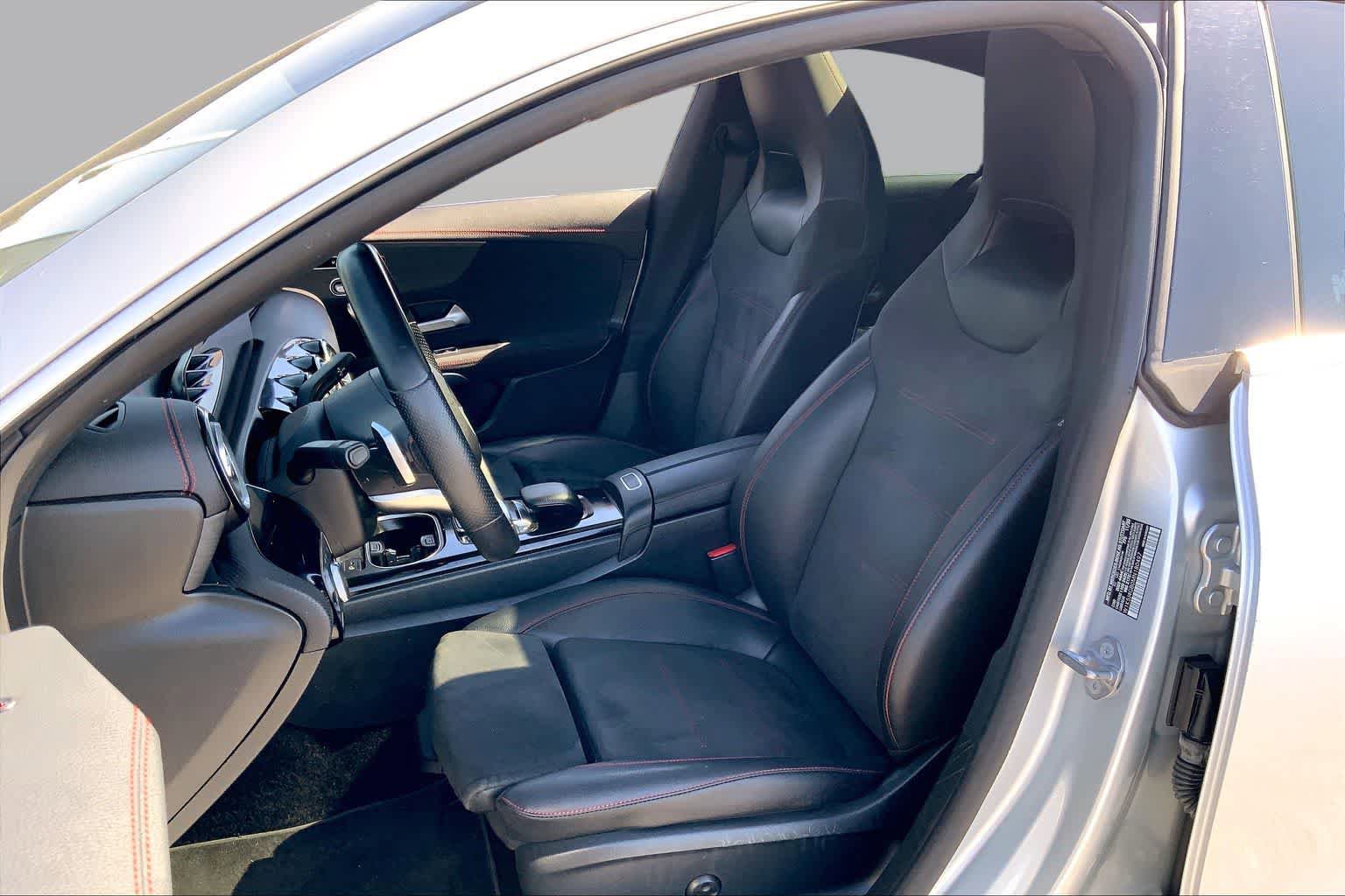 Used 2021 Mercedes-Benz CLA 250 w/ AMG Line image 8
