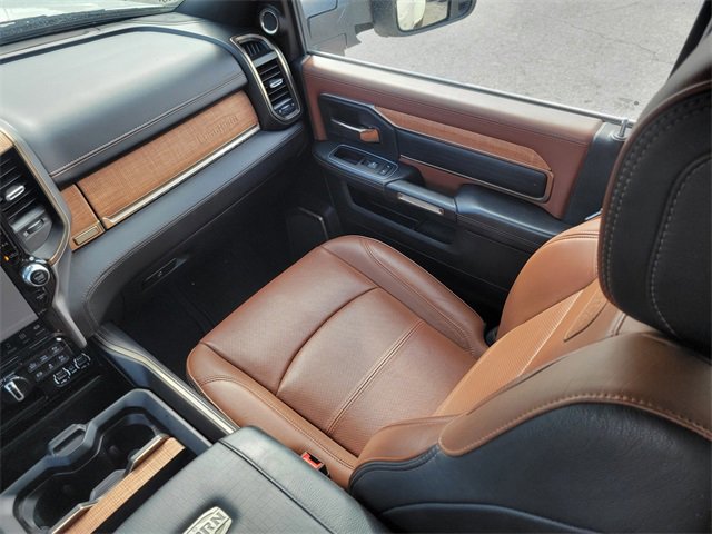 Used 2023 RAM 3500 Limited image 14