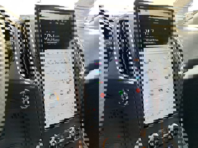 Certified 2024 Ford Edge SEL image 16