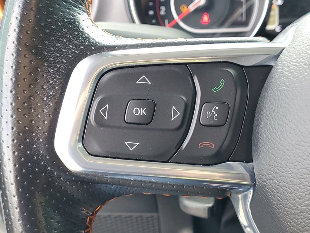 Used 2022 Jeep Gladiator Mojave w/ Cold Weather Group AWD/4WD image 22