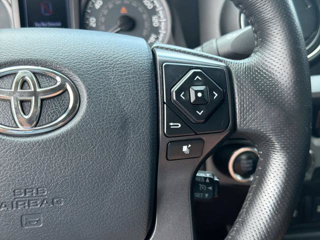 Used 2017 Toyota Tacoma TRD Pro AWD/4WD image 25