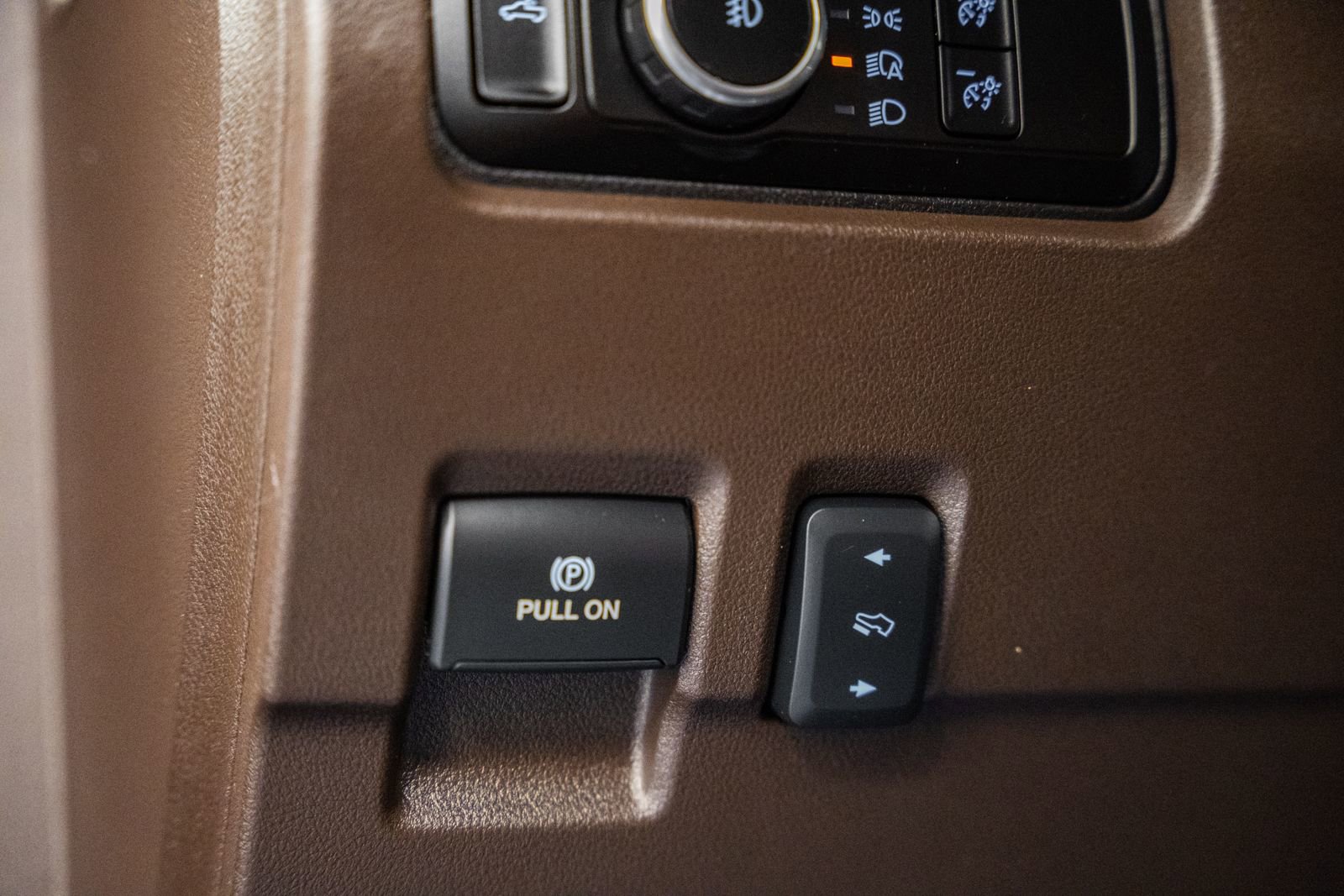 Certified 2024 Ford F350 King Ranch w/ Chrome Package image 59