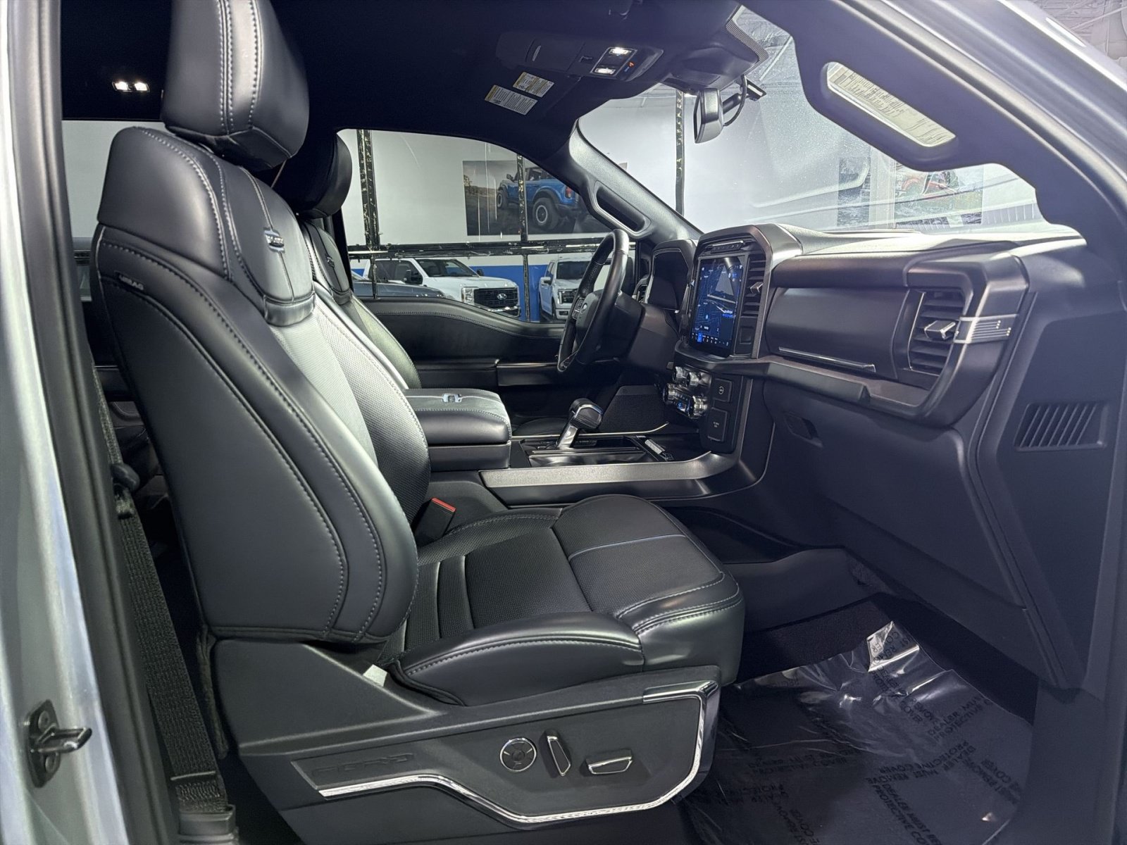 Certified 2024 Ford F150 Platinum w/ FX4 Off-Road Package AWD/4WD image 26