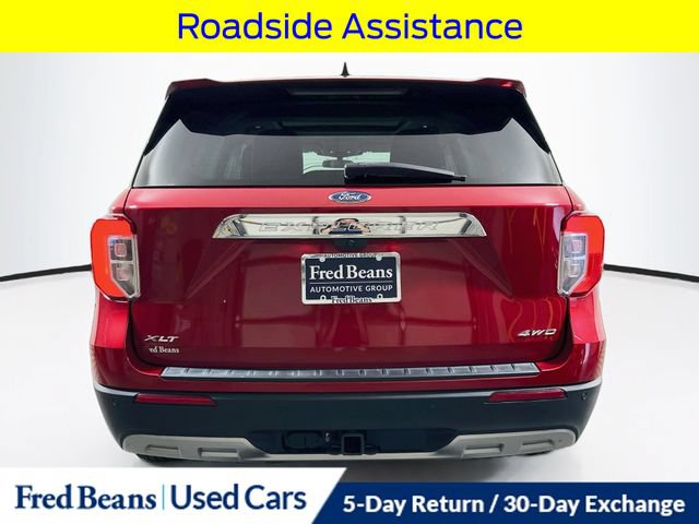 Certified 2023 Ford Explorer XLT w/ Equipment Group 202A AWD/4WD image 8