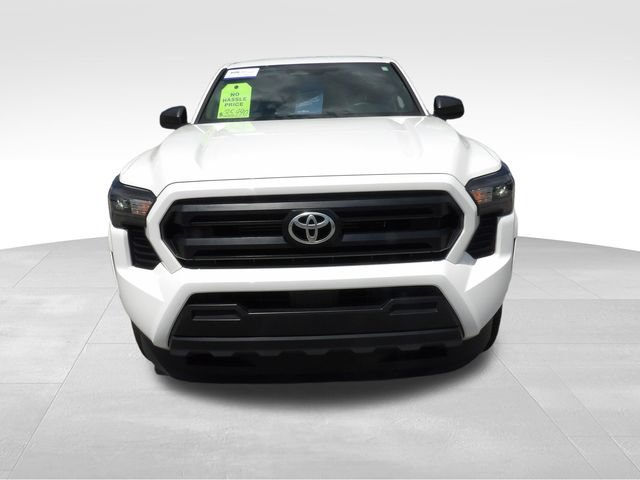 Used 2024 Toyota Tacoma SR AWD/4WD image 2