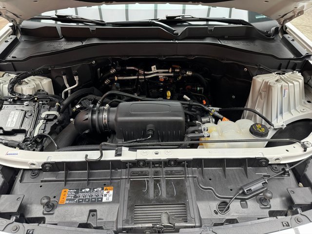 Certified 2022 Ford Explorer XLT w/ Equipment Group 202A image 31