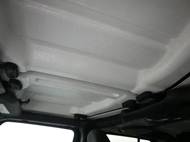 Used 2021 Jeep Gladiator Overland w/ Cold Weather Group image 30