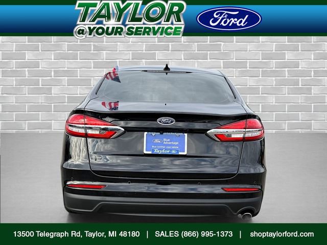 Certified 2020 Ford Fusion SE image 4