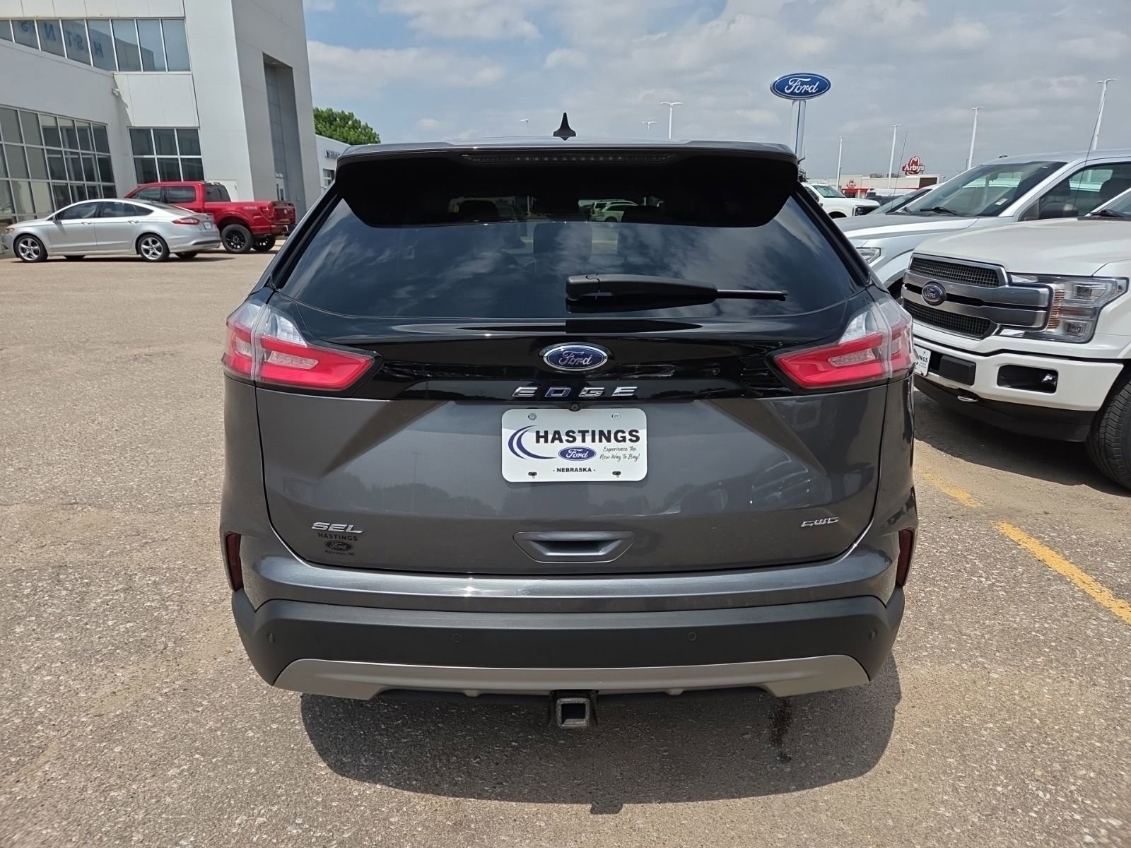 Certified 2022 Ford Edge SEL w/ Convenience Package AWD/4WD image 4