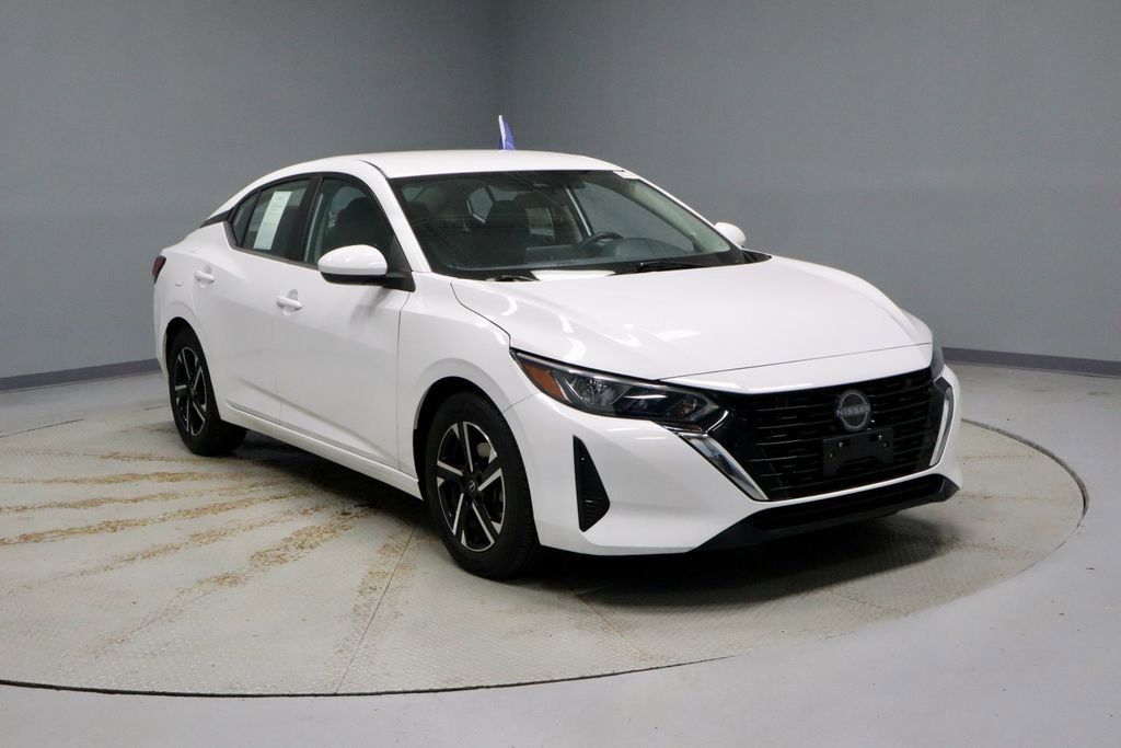 Used 2024 Nissan Sentra SV image 1