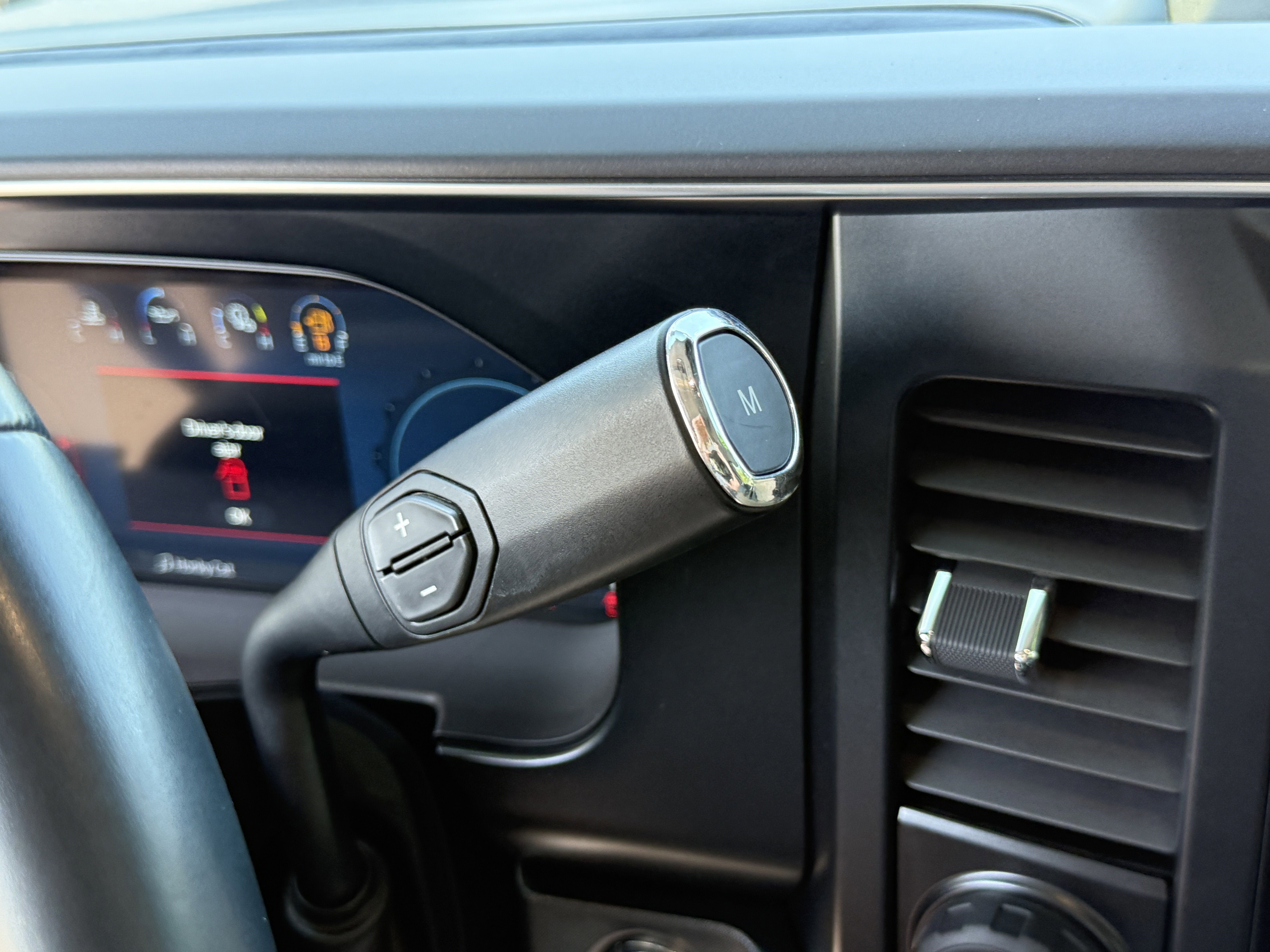 Certified 2024 Ford F350 Limited AWD/4WD image 24