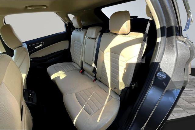 Certified 2023 Ford Edge SE image 31