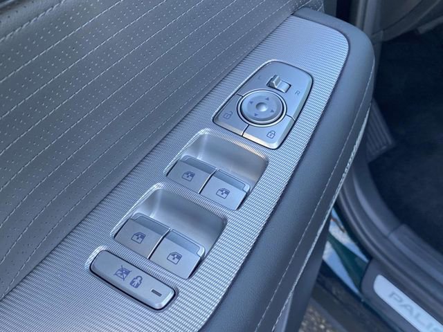 Used 2024 Hyundai Palisade Calligraphy image 23