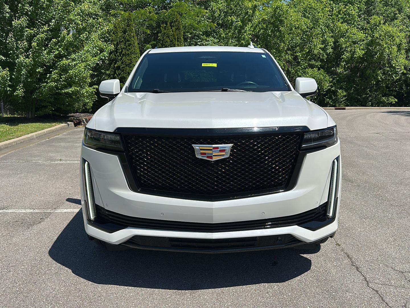 Used 2021 Cadillac Escalade Sport Platinum w/ LPO, ONYX Package AWD/4WD image 8