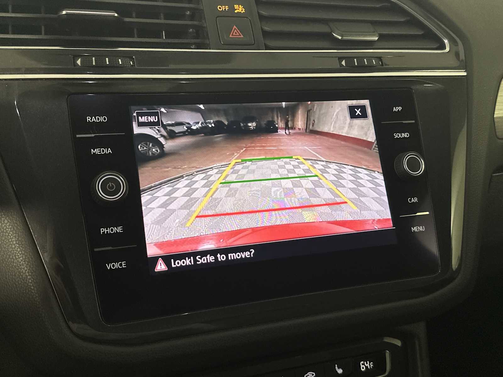 Used 2019 Volkswagen Tiguan SE w/ Panoramic Sunroof Package FWD image 31