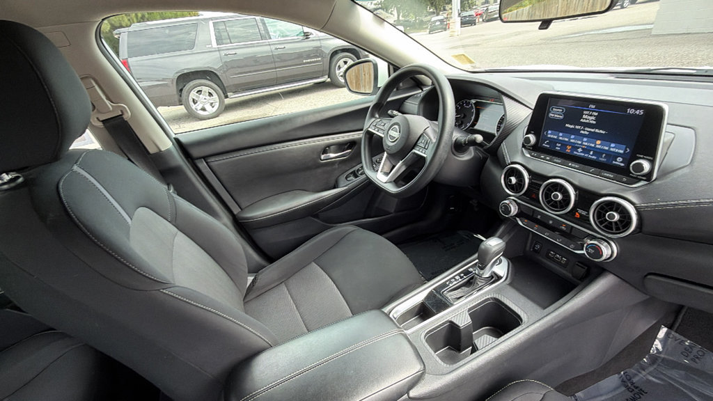 Used 2024 Nissan Sentra SV FWD image 27