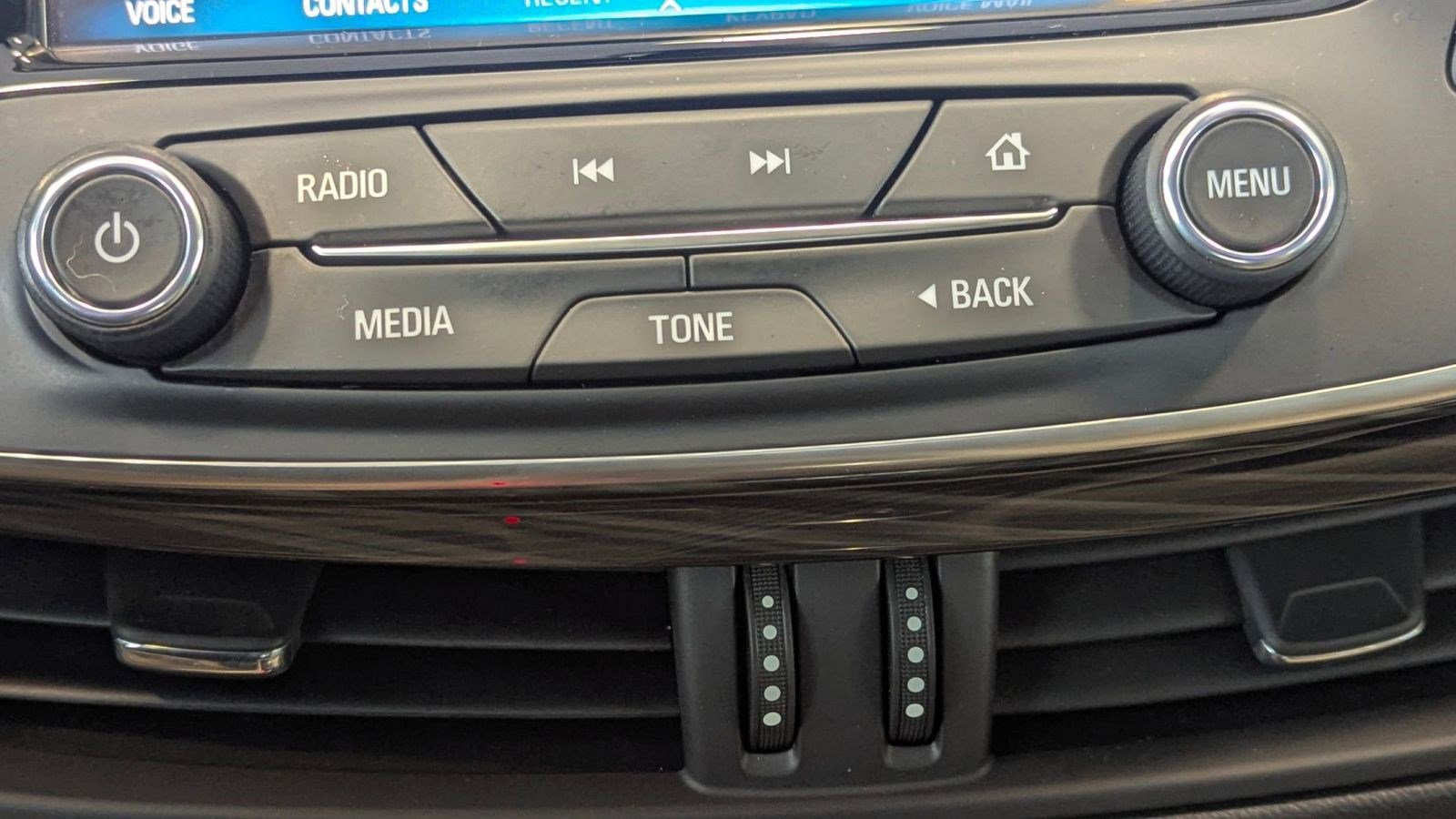 Used 2020 Buick Envision Preferred image 27