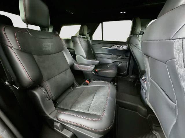 Certified 2025 Ford Explorer ST AWD/4WD image 33