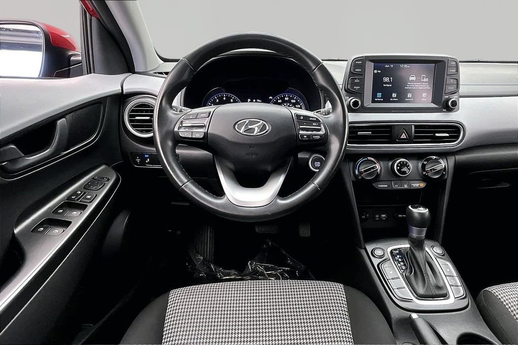 Used 2021 Hyundai Kona SEL w/ Cargo Package AWD/4WD image 5