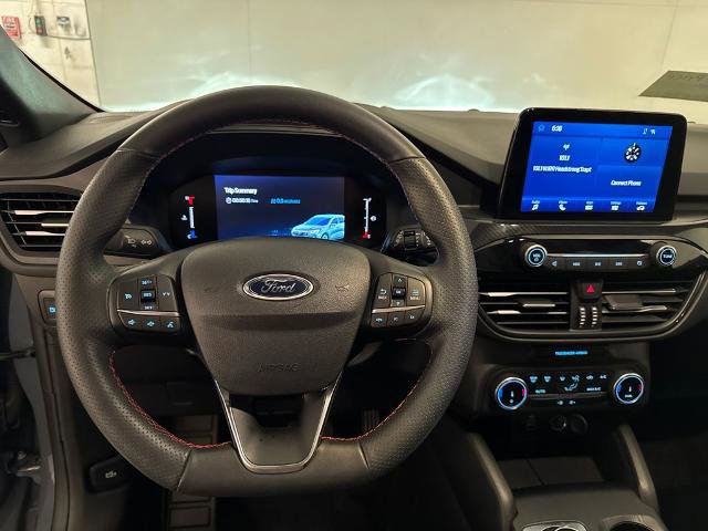 Certified 2025 Ford Escape ST-Line w/ Equipment Group 301A image 8