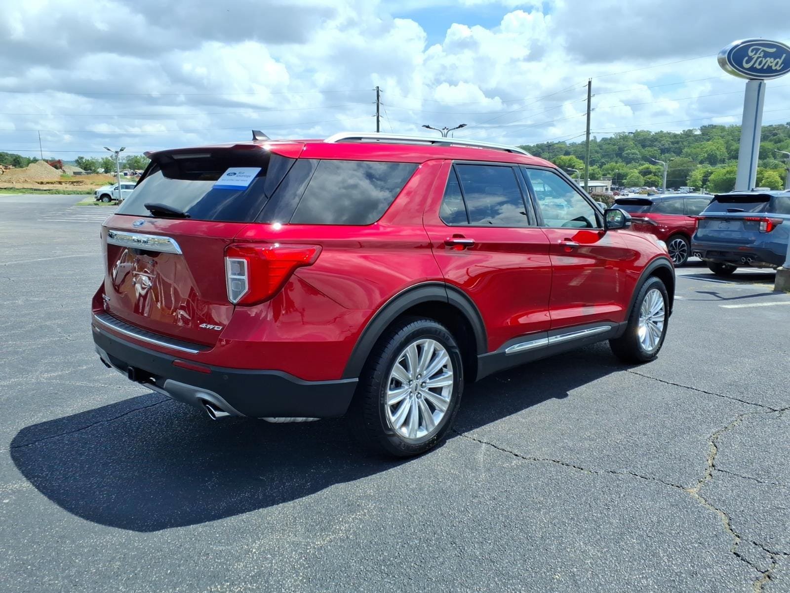 Certified 2021 Ford Explorer Limited w/ Equipment Group 301A AWD/4WD image 7