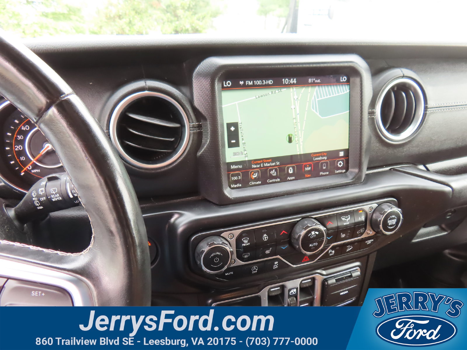 Used 2020 Jeep Wrangler Unlimited Sahara AWD/4WD image 22