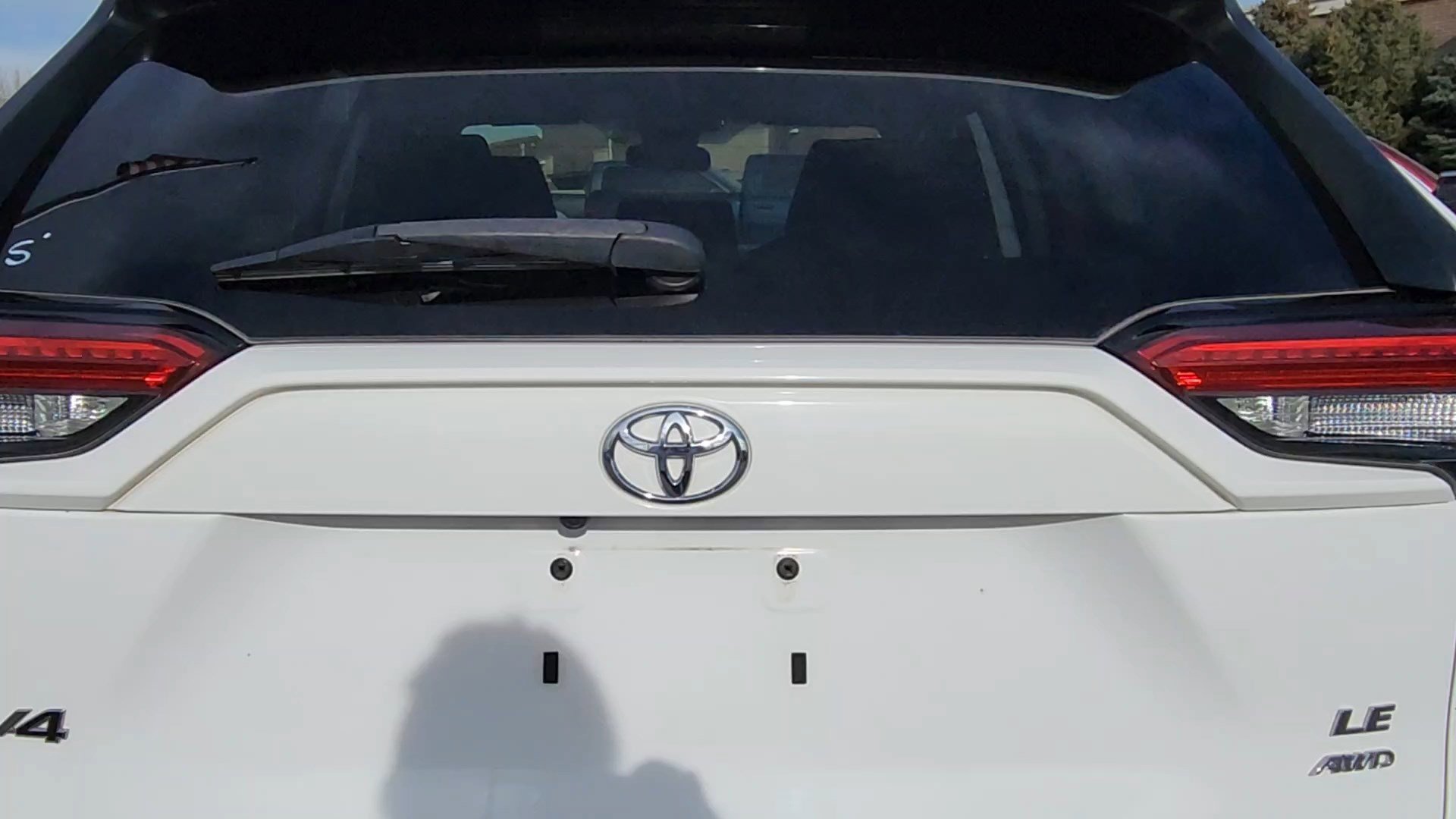Used 2019 Toyota RAV4 LE image 28