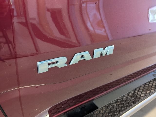 Used 2022 RAM 1500 Big Horn AWD/4WD image 9