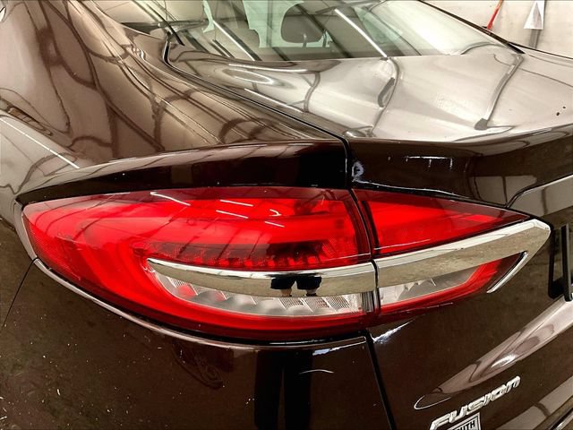 Certified 2019 Ford Fusion SE FWD image 28