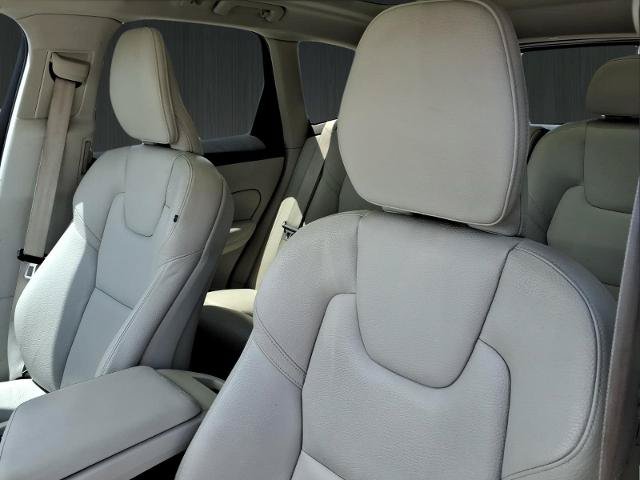 Used 2023 Volvo XC60 B5 Core FWD image 18