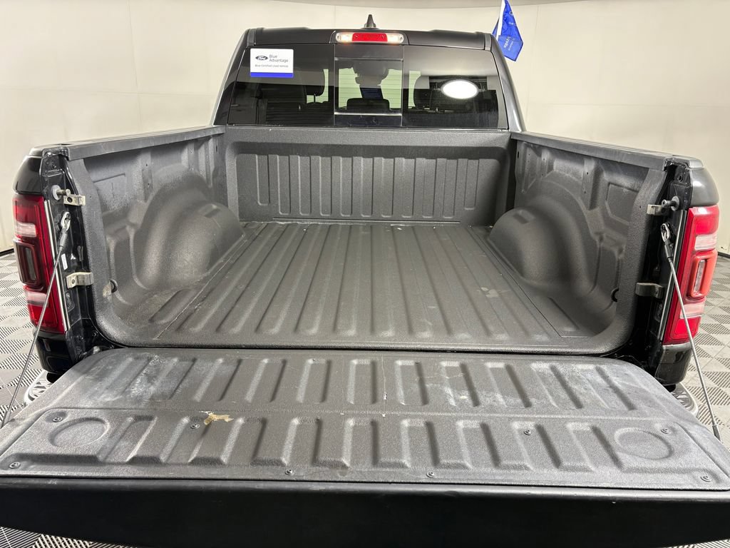 Used 2022 RAM 1500 Laramie AWD/4WD image 30