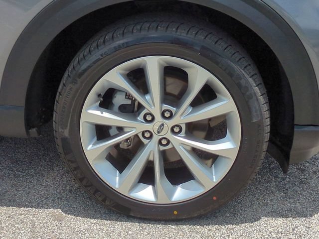 Certified 2023 Ford Explorer Platinum w/ Technology Package AWD/4WD image 11
