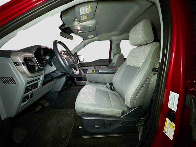 Certified 2022 Ford F150 XLT w/ Equipment Group 302A High image 17