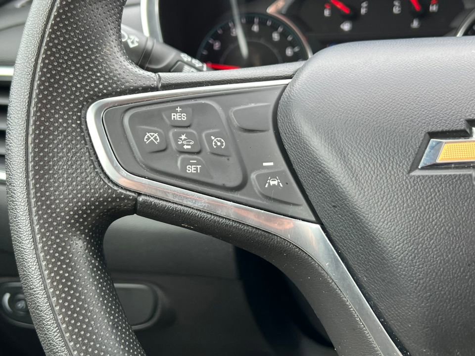 Used 2022 Chevrolet Equinox LT w/ LPO, Floor Liner Package image 22