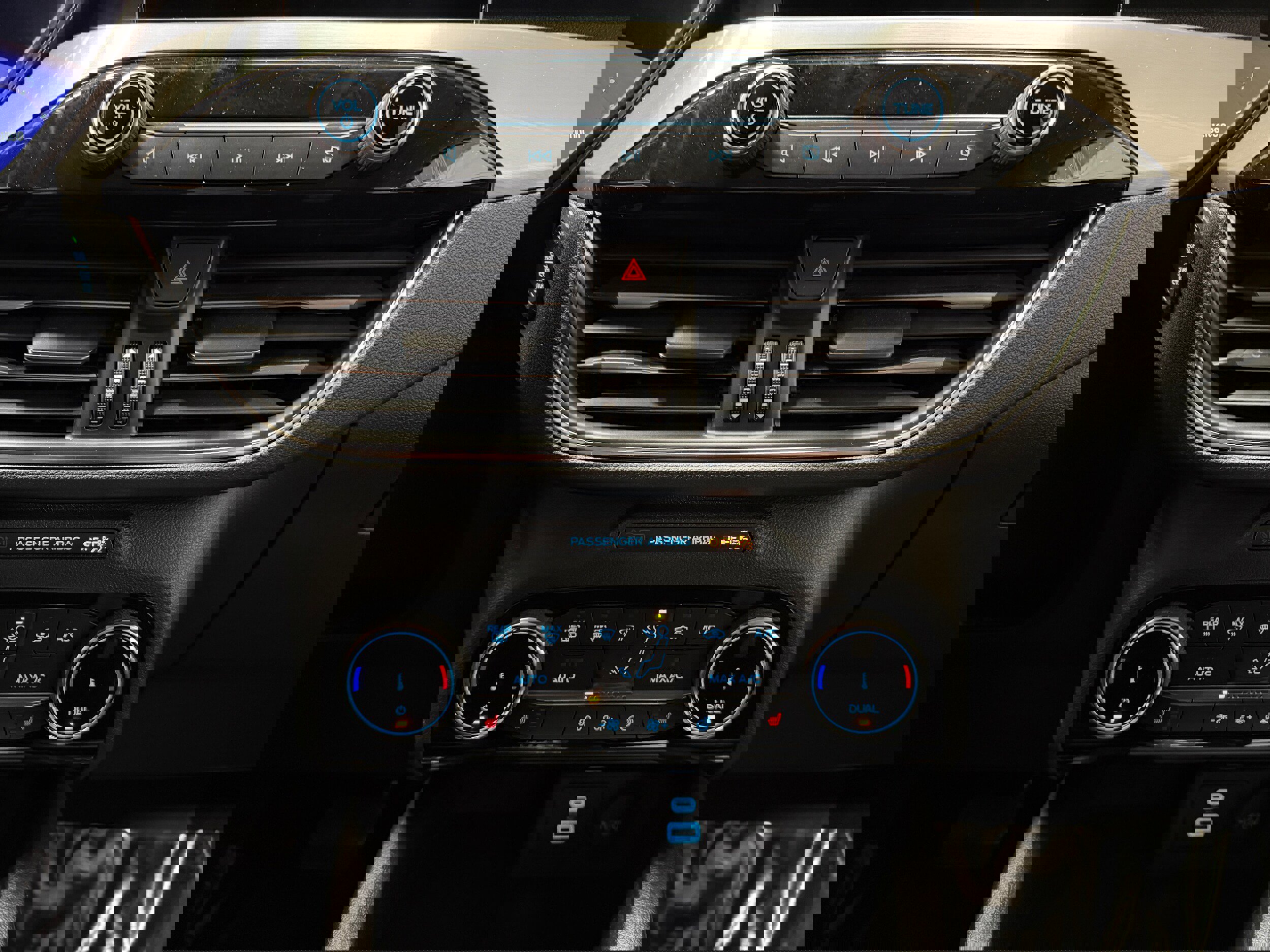 Certified 2022 Ford Escape Titanium image 25