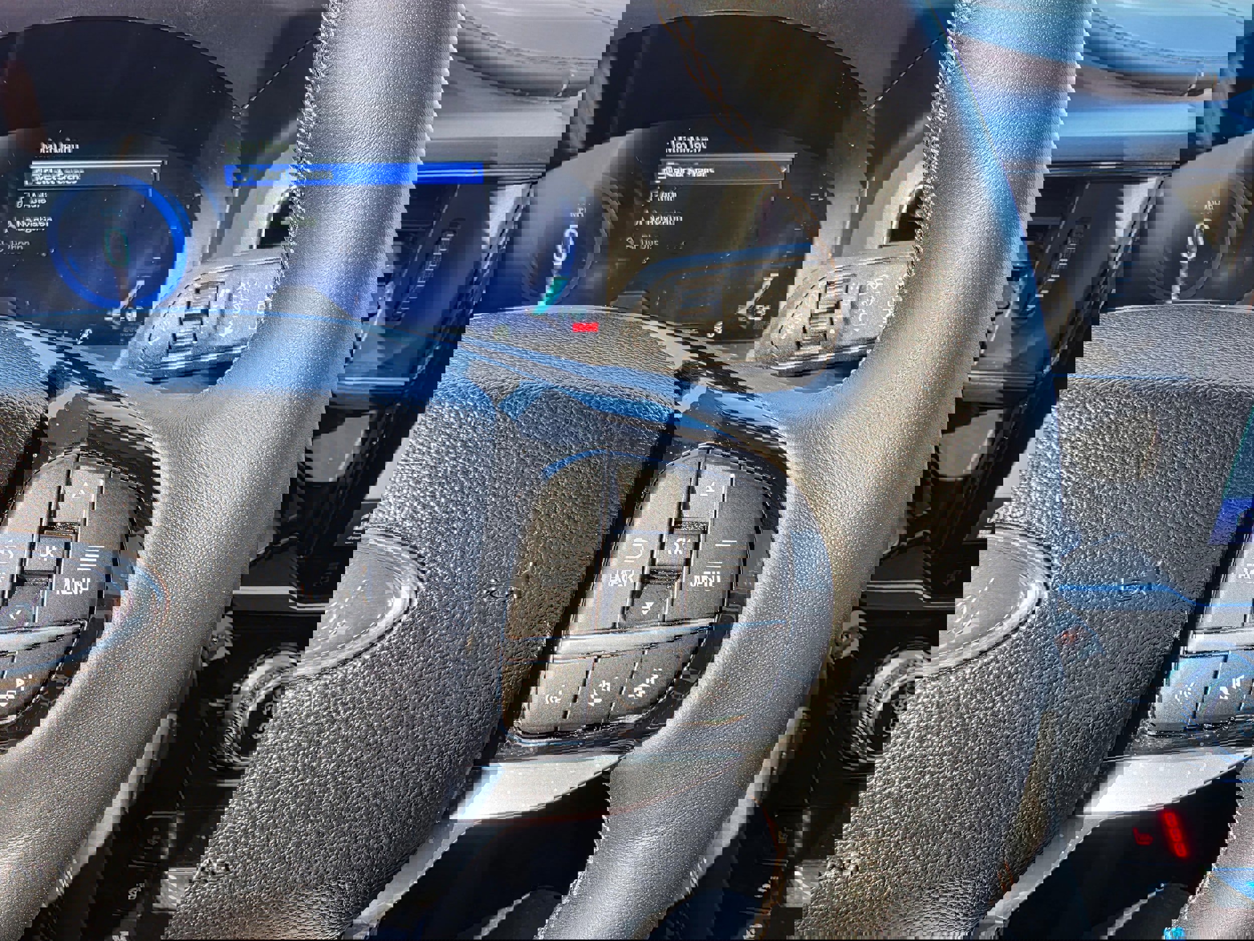 Certified 2023 Ford Explorer Platinum w/ Technology Package image 13